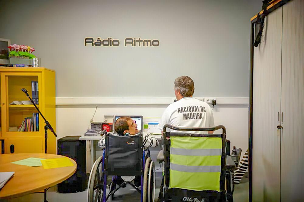 Rádio Ritmo APCM