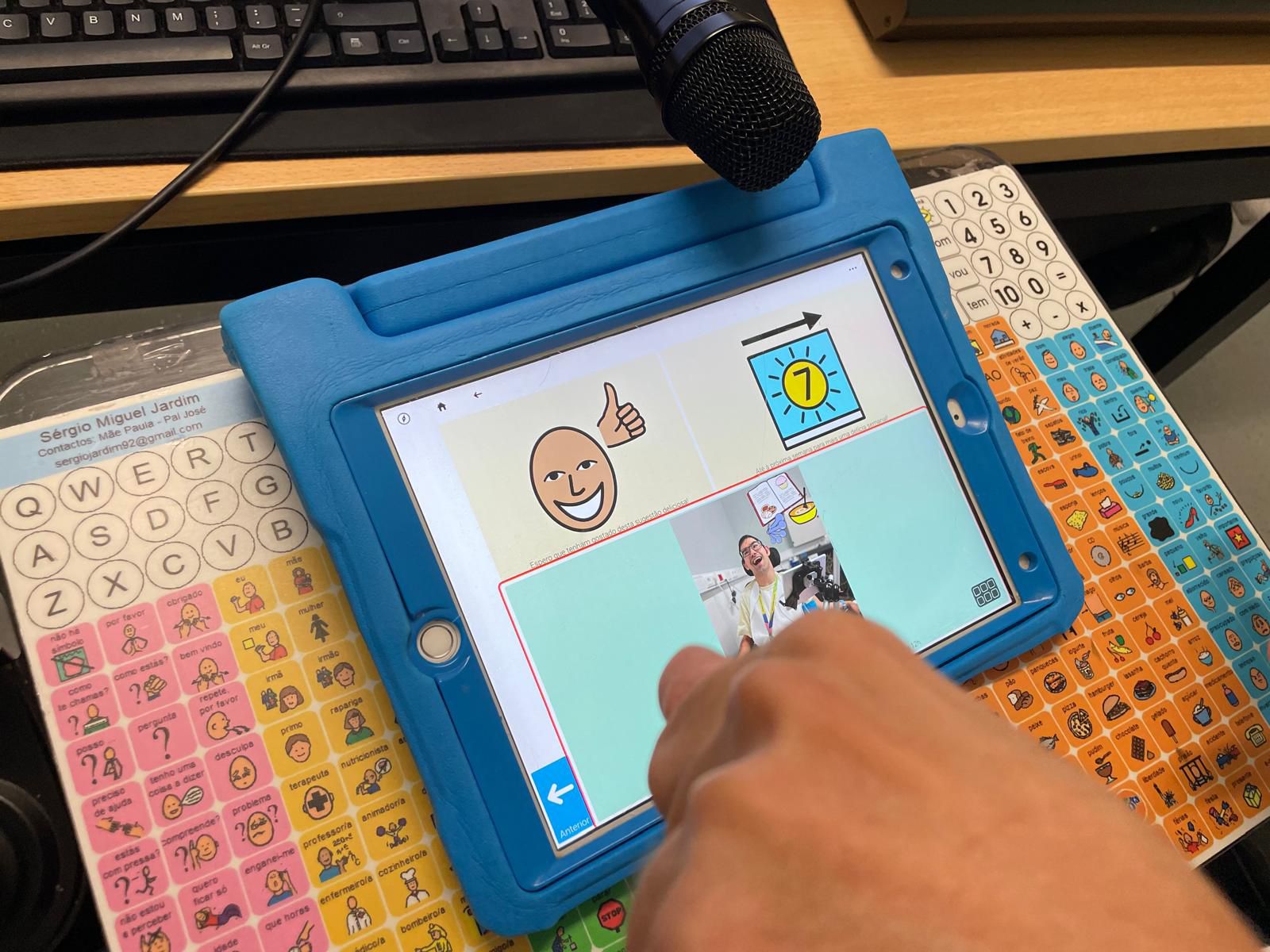 Tecnologias de Apoio à Comunicação